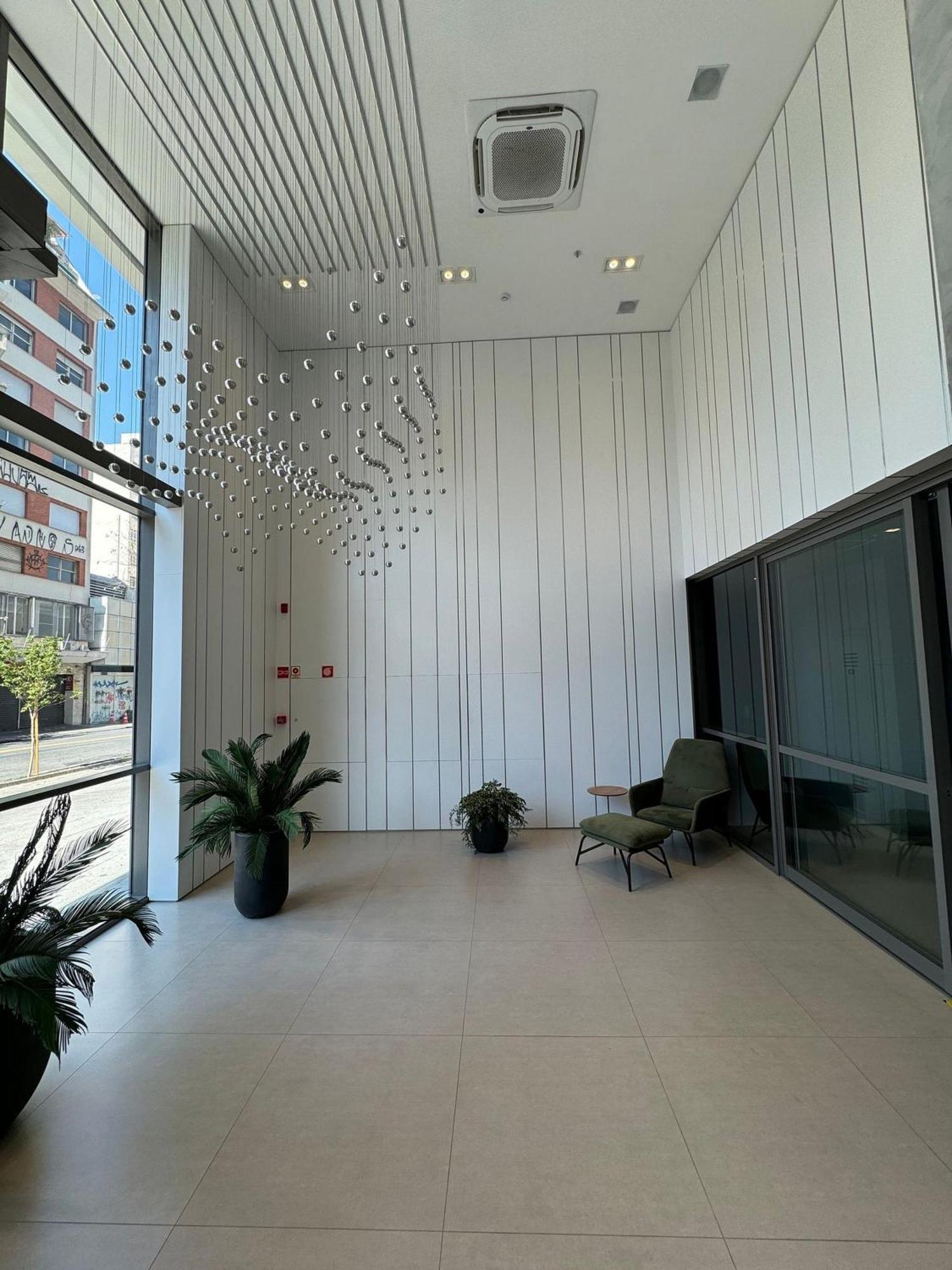 Au_114 | Moderno No Jardins Apartment *